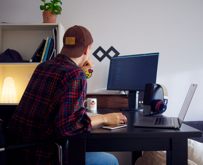 5 Essential Tips to Protect Your Family Online